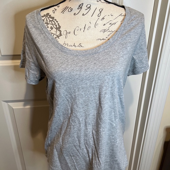 New with Tags Old Navy & Gap Tees T-Shirt V Neck Scoop Neck Shirts - Picture 4 of 12